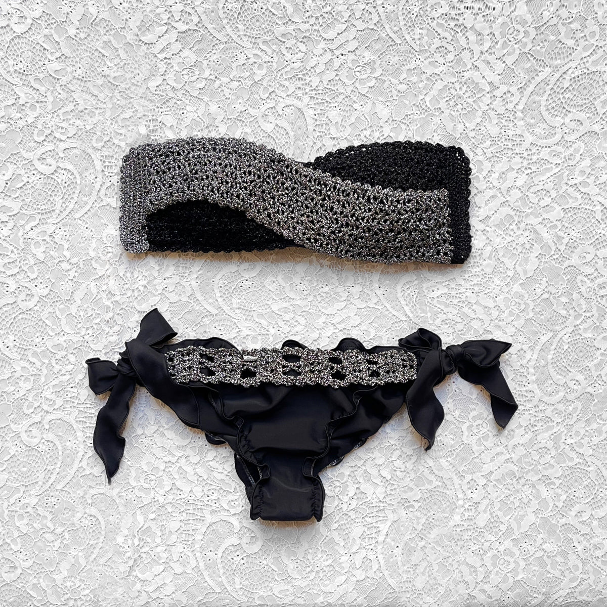 Bikini Fascia Bicolor Nero Intreccio Grigio e Nero