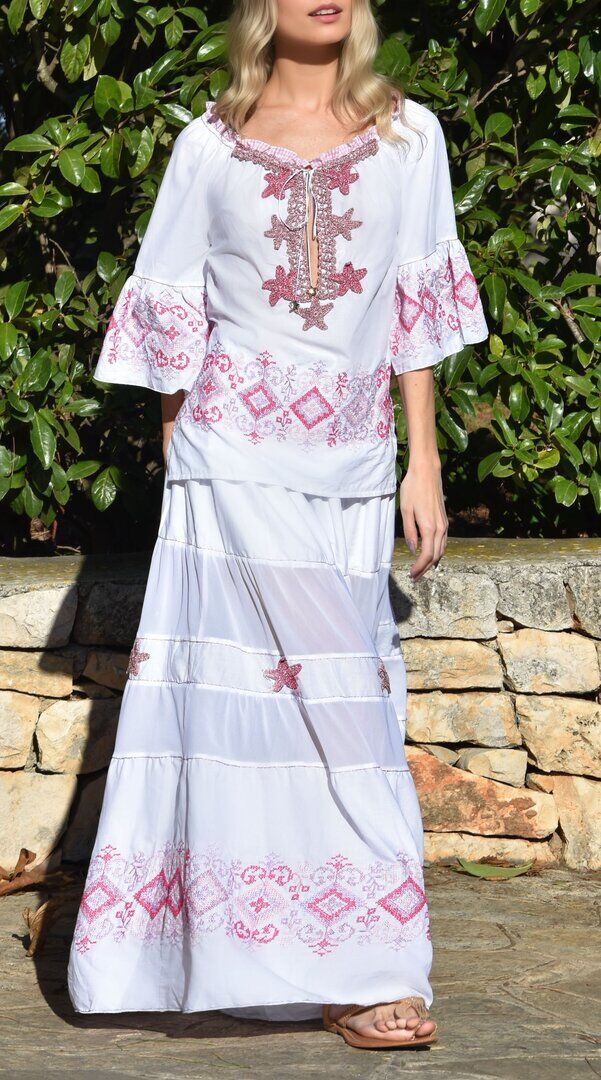 Casacca e Gonna Lunga Bianca Punto e Croce Rosa