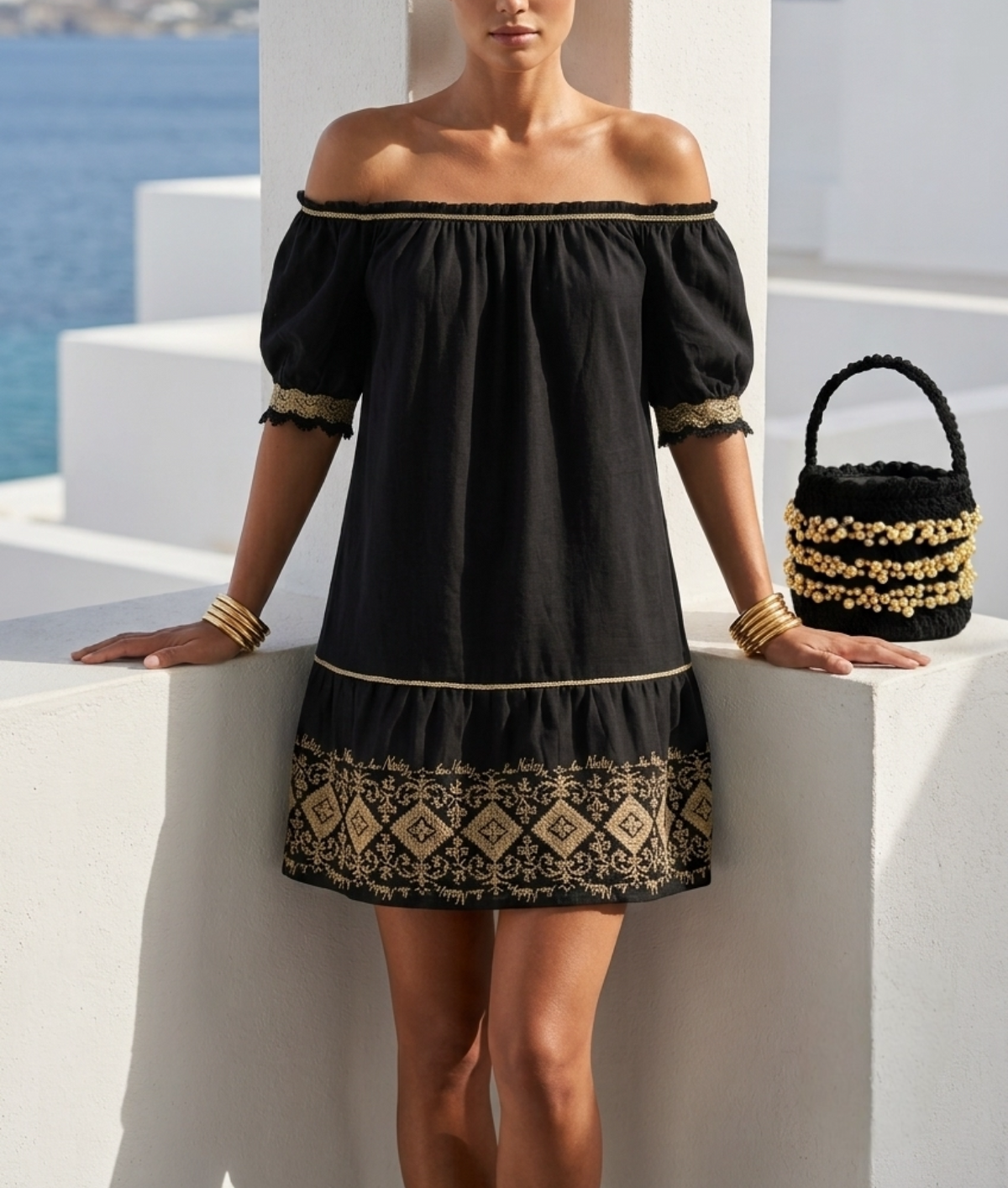 Mini Dress Nero Punto e Croce Oro Scollo Barca