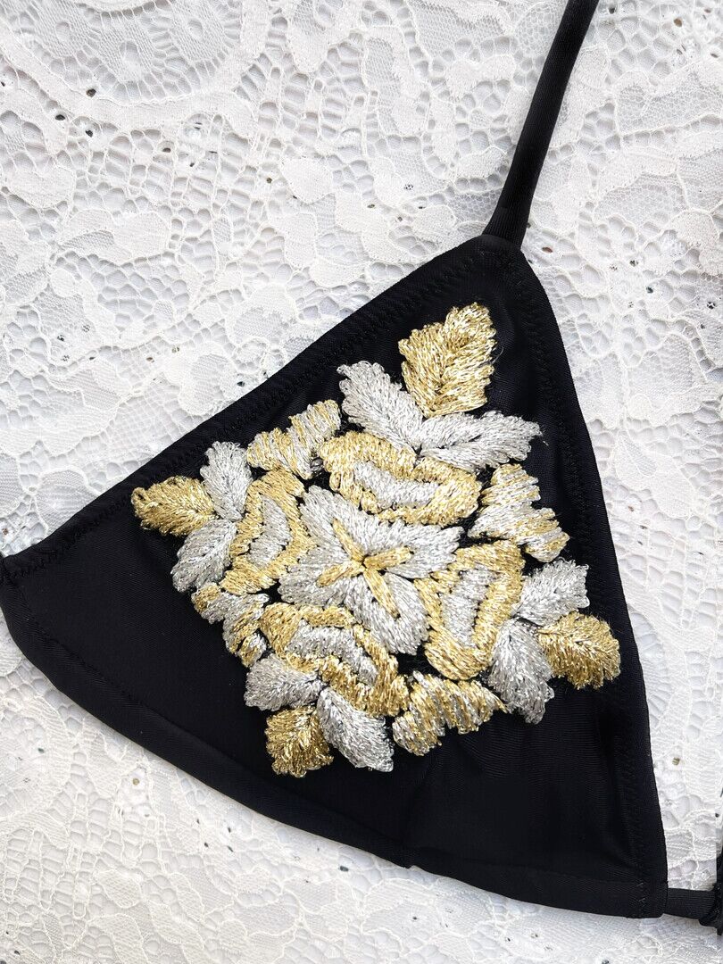Bikini Triangolo Giglio di  Francia Nero Ricamo Oro e Argento
